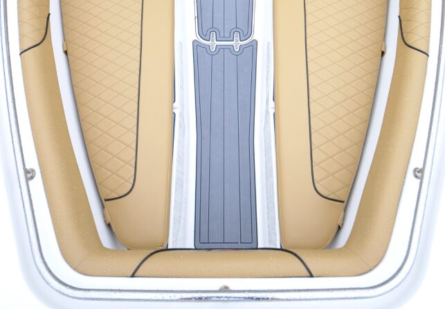 Amazing Upholstery for Boat Styles That Define Luxury Amazing Upholstery for Boat Styles That Define Luxury